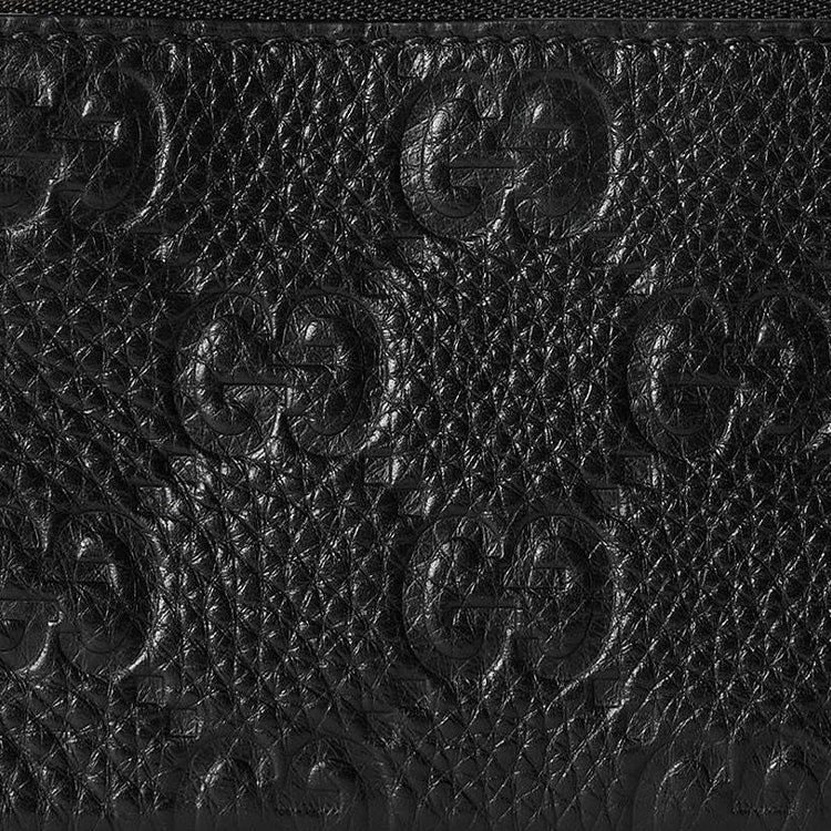 GUCCI GG Emblem Unisex Black Grained Leather Zip Key Pouch | 815891